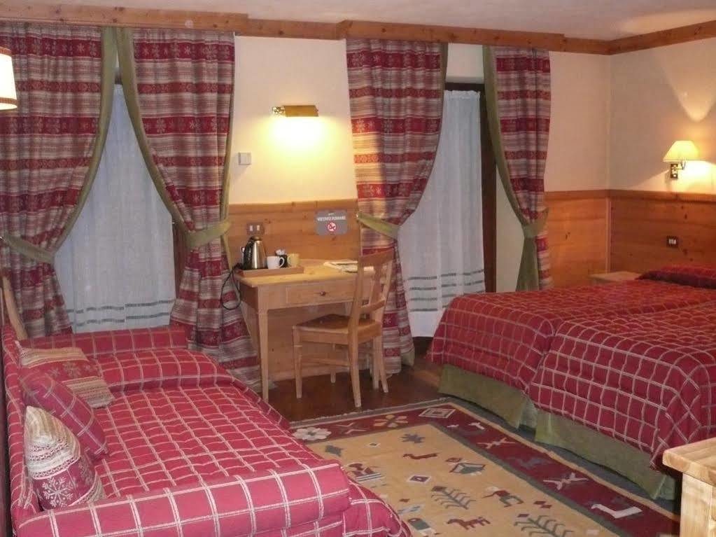 Hotel Mignon Брей-Червиния Экстерьер фото